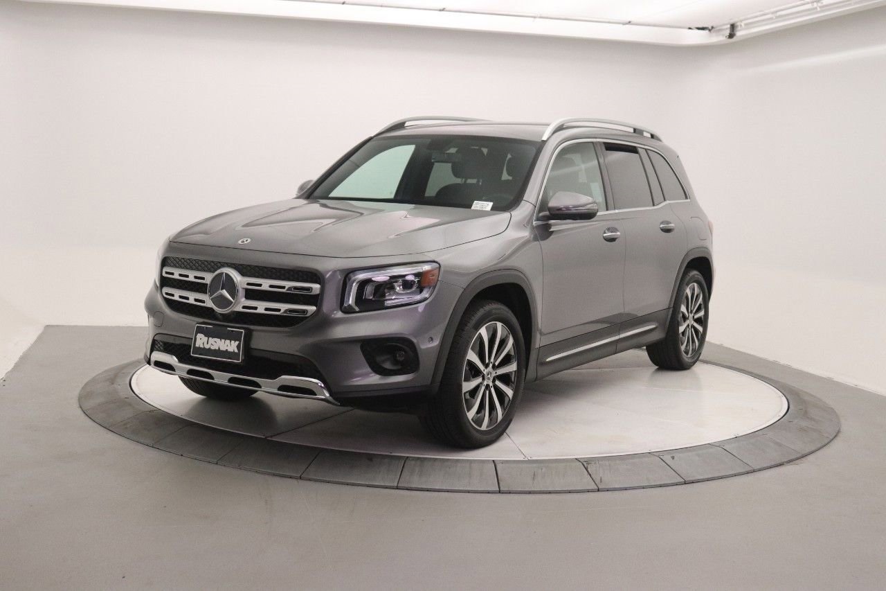 2022 Mercedes Benz GLB 250 photo 3