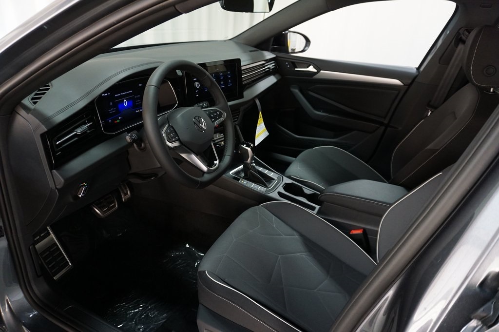 2025 Volkswagen Jetta 1.5T Sport photo 10