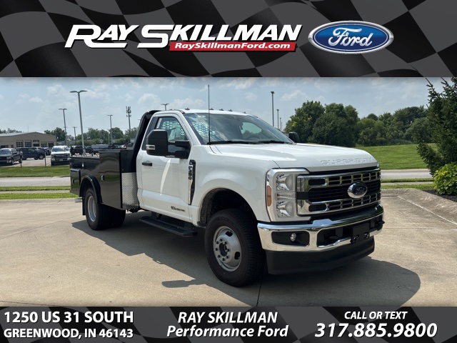 2025 Ford F-350 Super Duty Chassis Cab XL