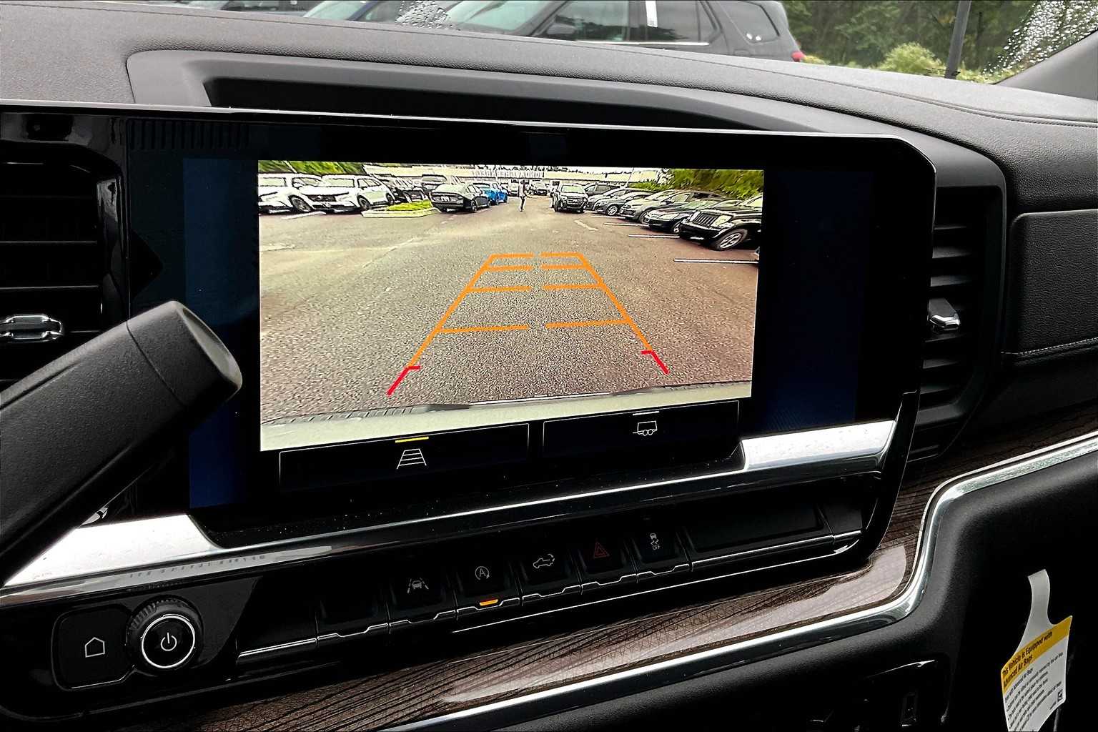 2022 Chevrolet Silverado 1500 LT photo 24