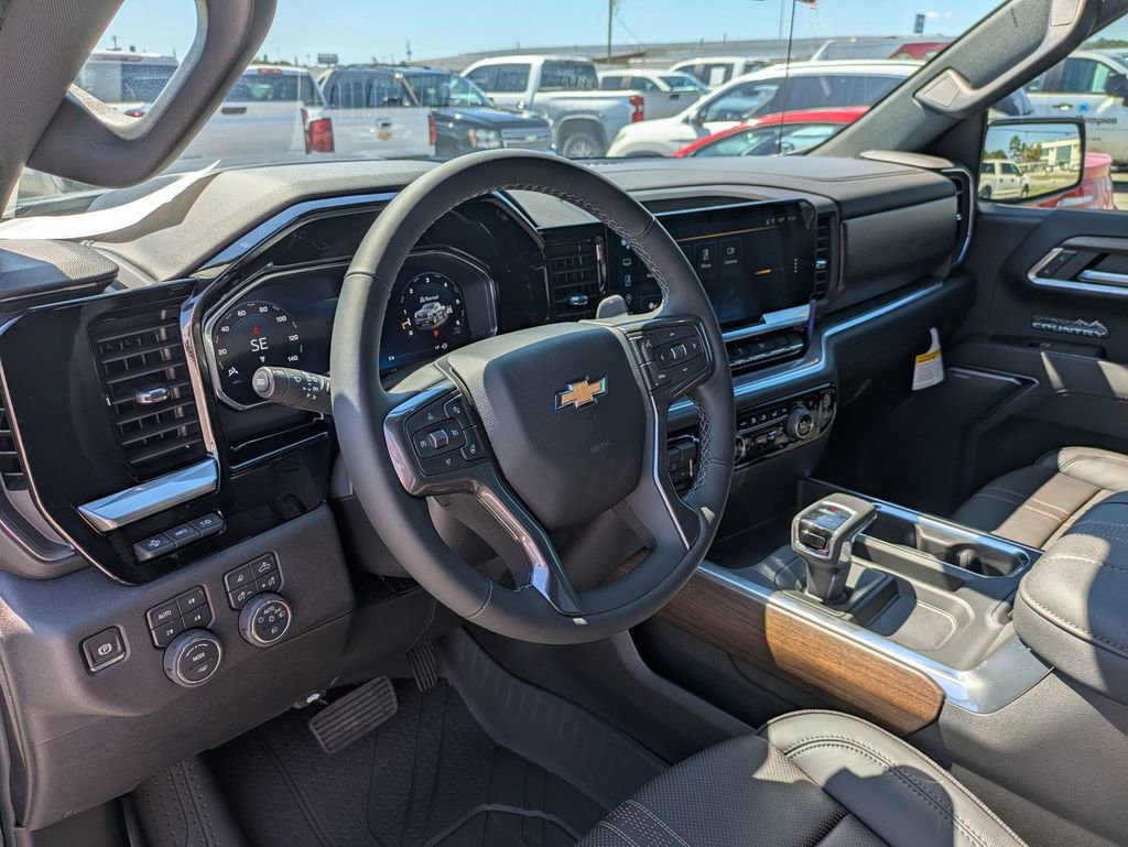 2026 Chevrolet Silverado 1500 High Country photo 11