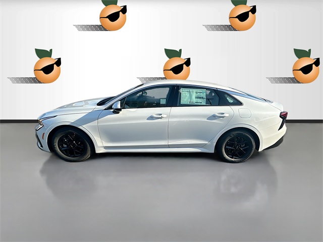 2026 Kia K5 LXS photo 4