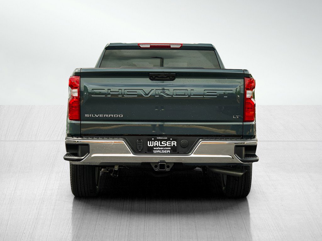 2025 Chevrolet Silverado 1500 LT photo 4