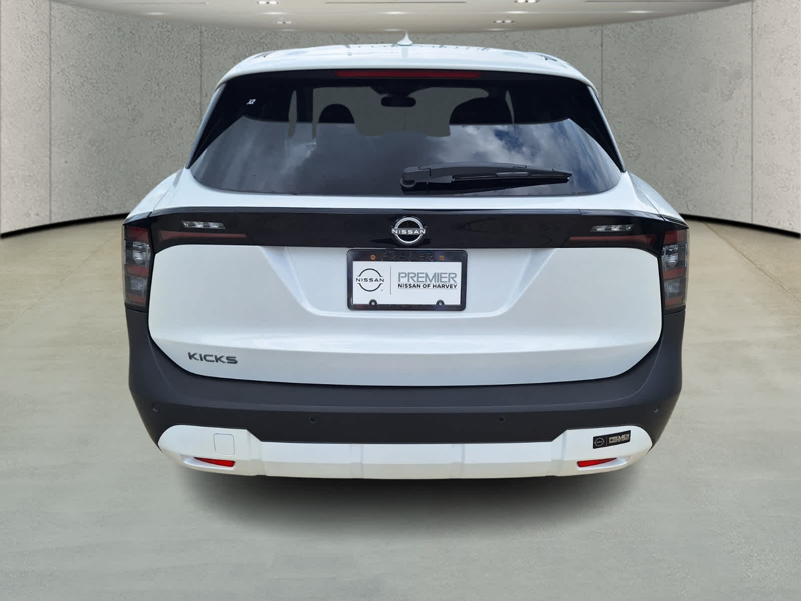 2025 Nissan Kicks SV photo 4