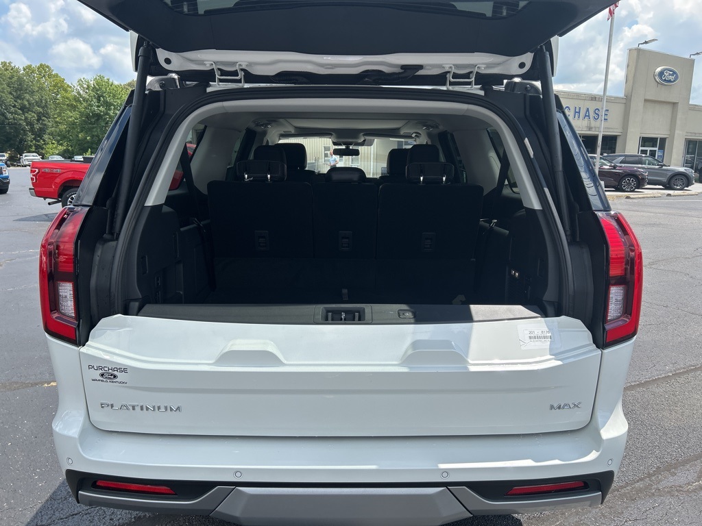 2025 Ford Expedition Platinum MAX photo 16