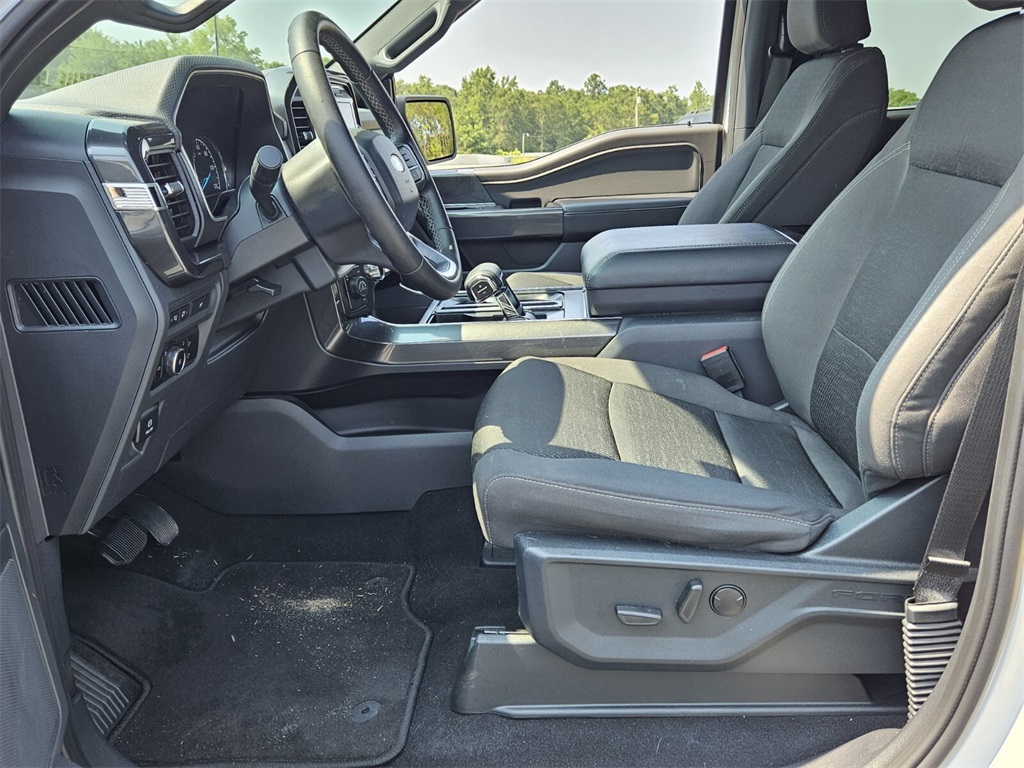 2023 Ford F-150 XLT photo 5