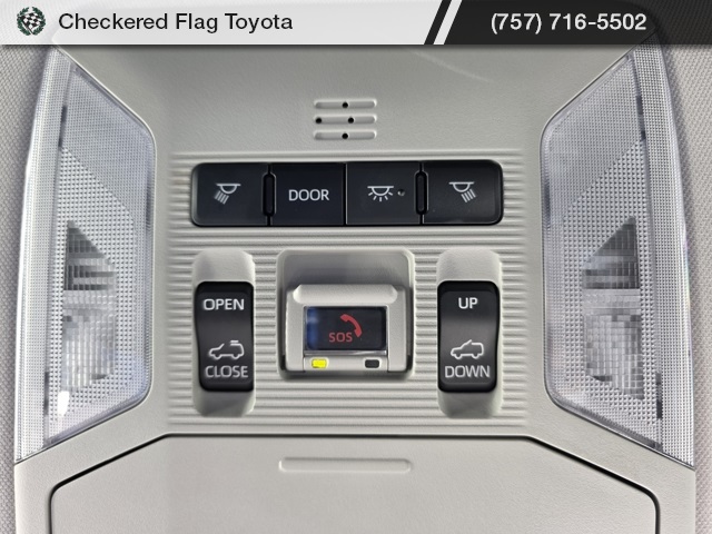 2023 Toyota RAV4 XLE Premium photo 10