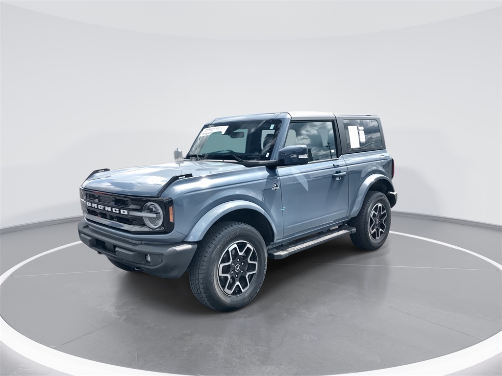 2023 Ford Bronco Outer Banks photo 4