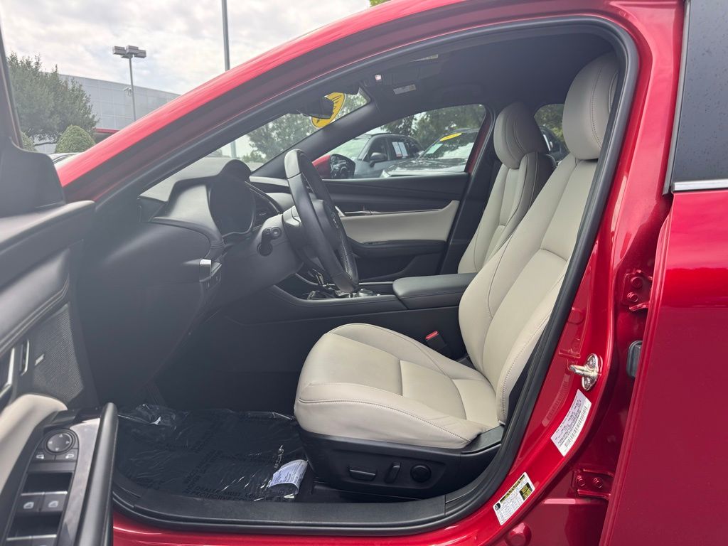 2019 Mazda Mazda3 Preferred photo 19