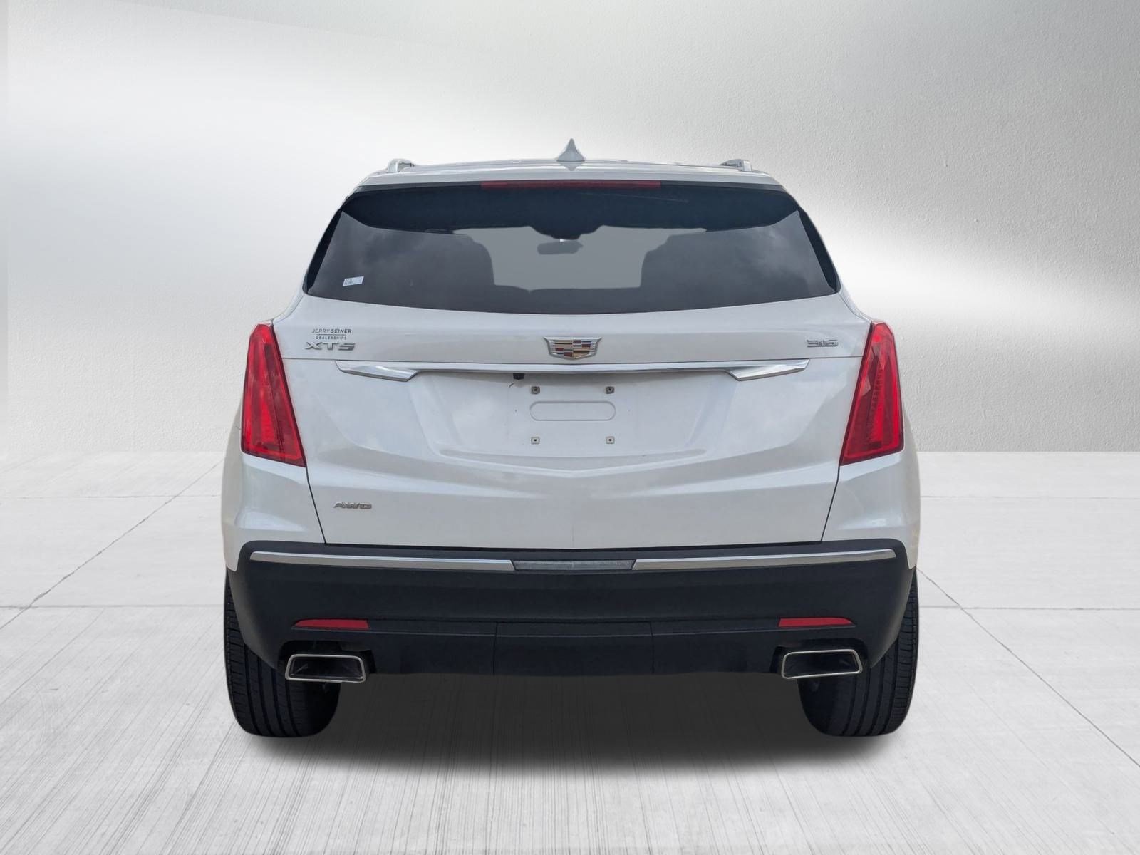 2018 Cadillac XT5 Luxury photo 3