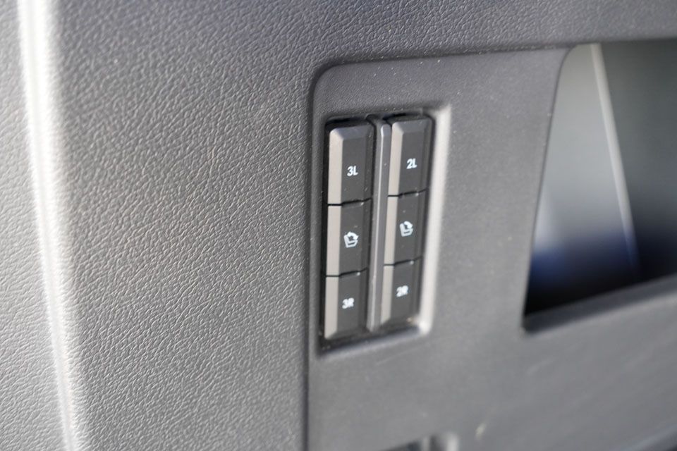 2024 Lincoln Navigator Reserve Luxury Monochromatic photo 24