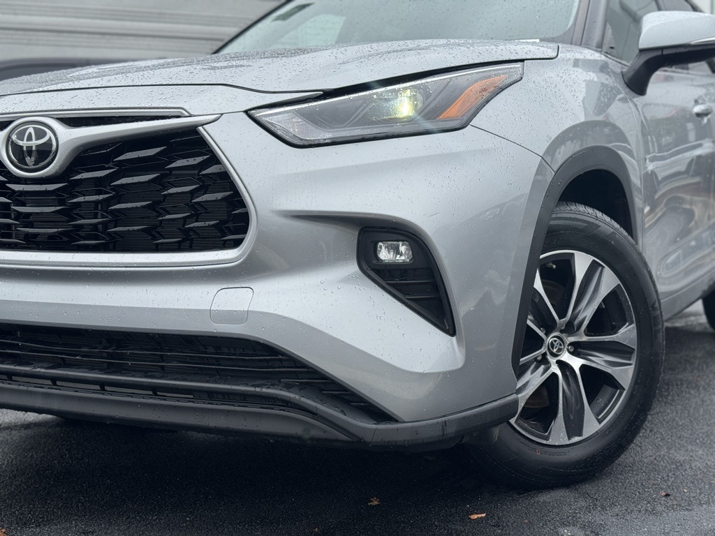 2024 Toyota Highlander XLE photo 4