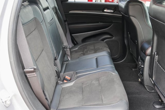 Used 2021 Silver Jeep Trailhawk image 20