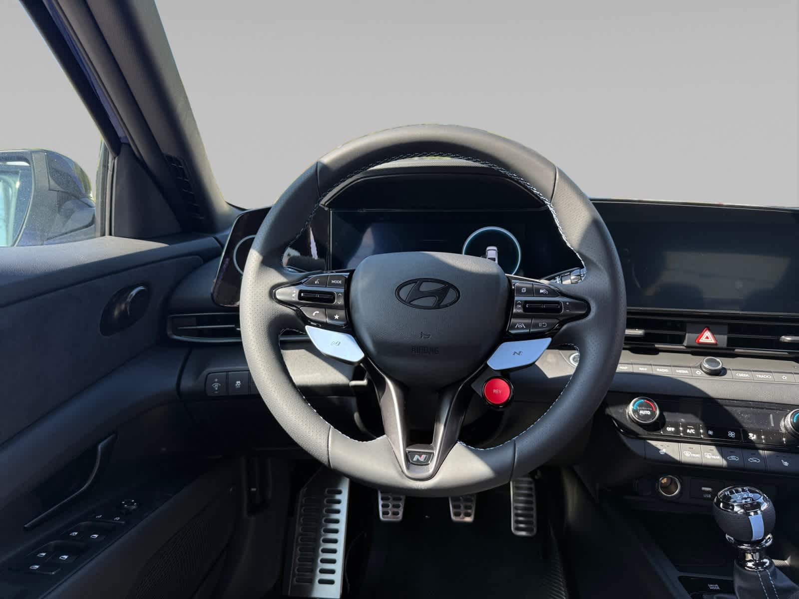 2025 Hyundai Elantra N photo 11