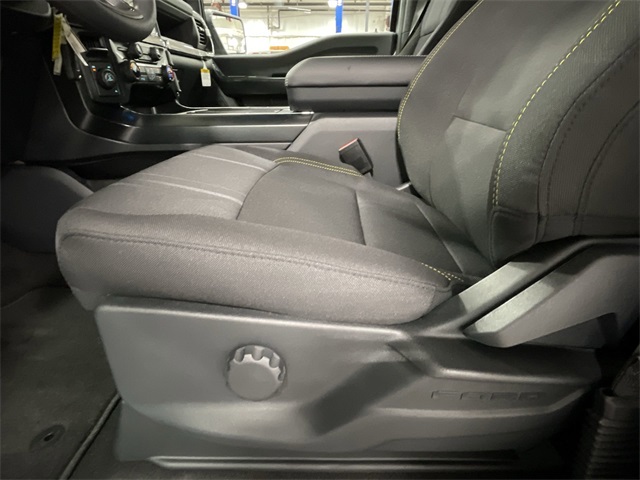 2025 Ford F-150 STX photo 17