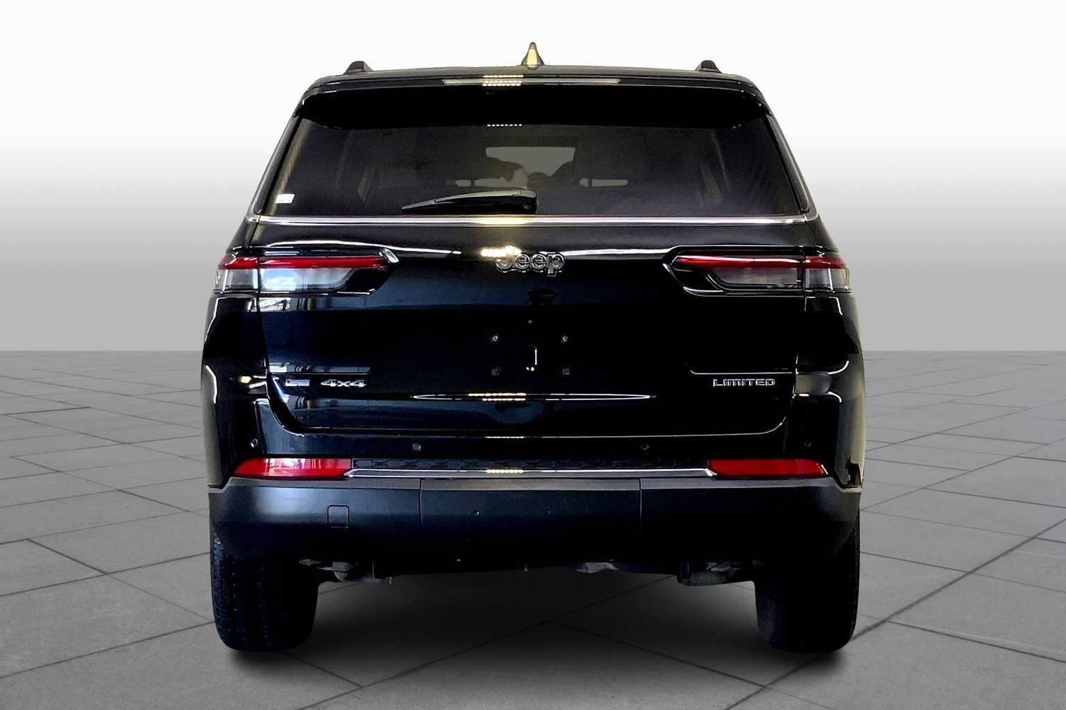 2021 Jeep Grand Cherokee Limited photo 4