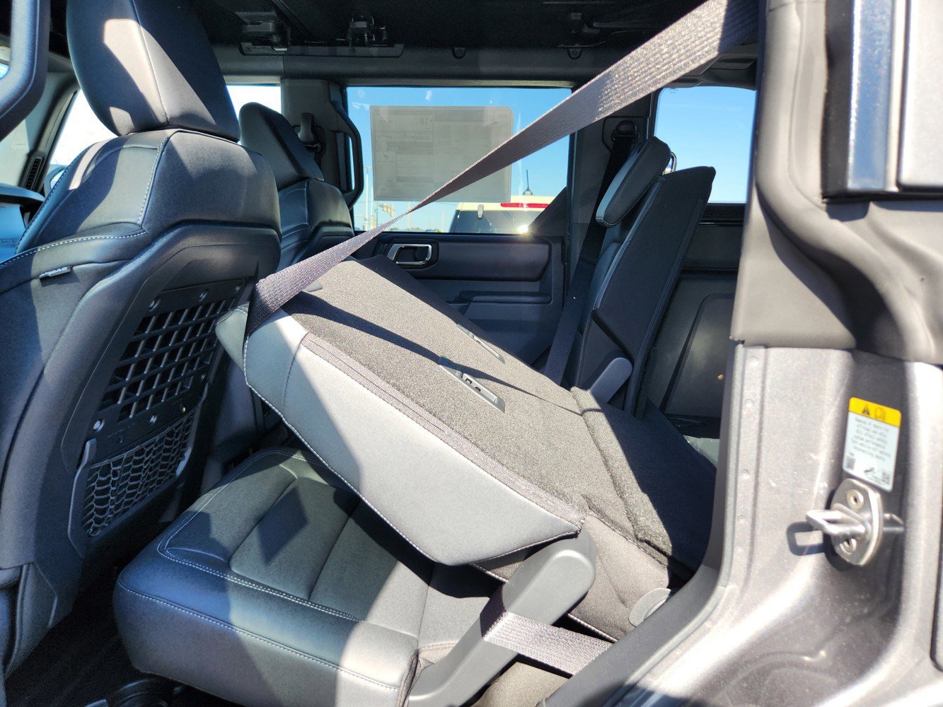 2025 Ford Bronco Badlands photo 23