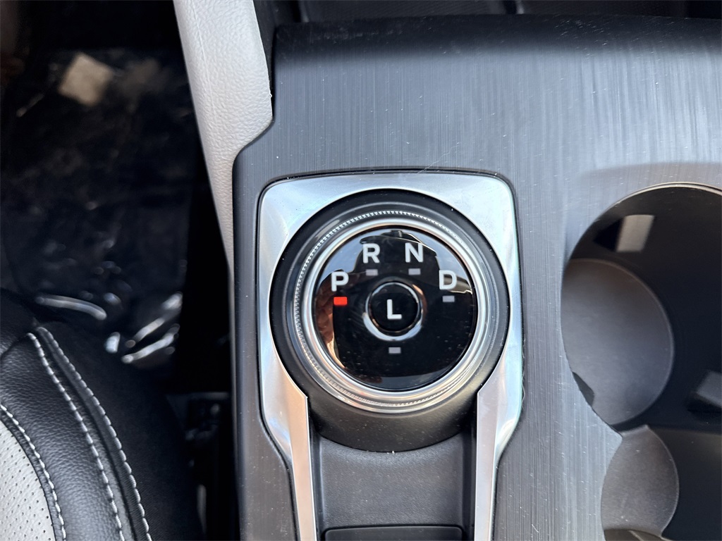 2024 Ford Escape Plug-In Hybrid photo 17
