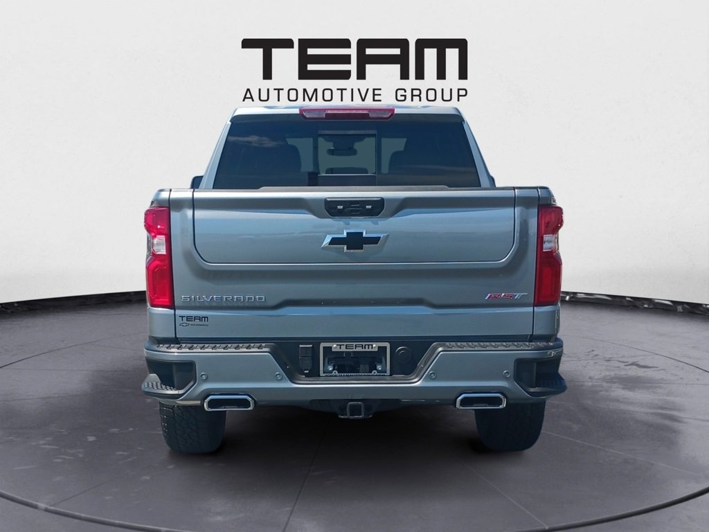 2025 Chevrolet Silverado 1500 RST photo 6