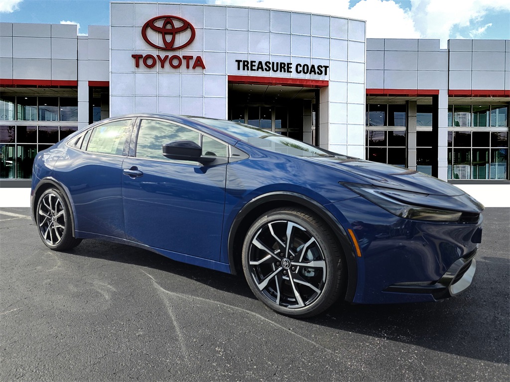 2026 Toyota Prius XSE's photo