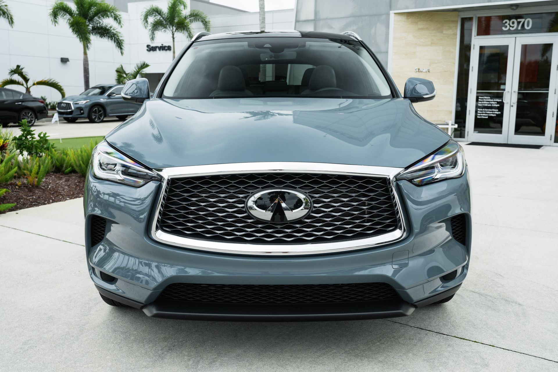 2025 Infiniti QX50 Luxe photo 3