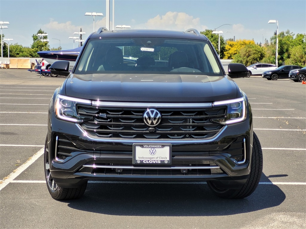 2025 Volkswagen Atlas SEL Premium R-Line photo 2