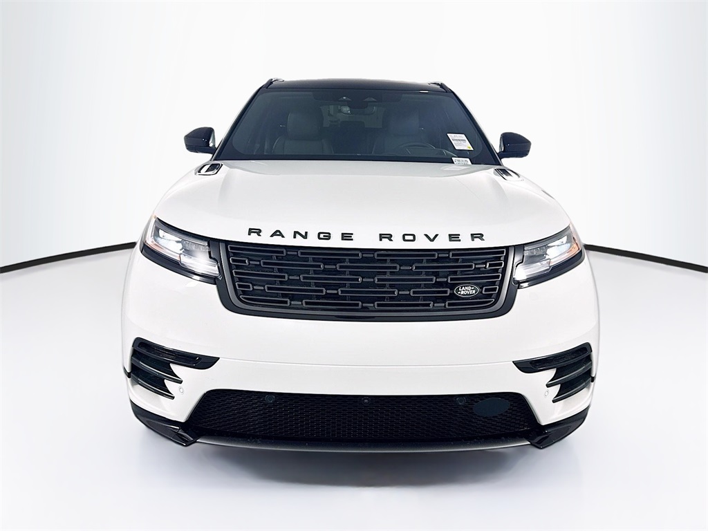 2026 Land Rover Range Rover Velar SE photo 2