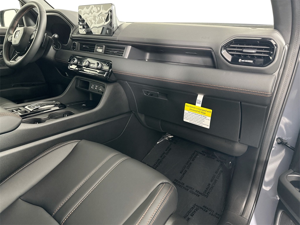 2025 Honda Pilot TrailSport photo 30