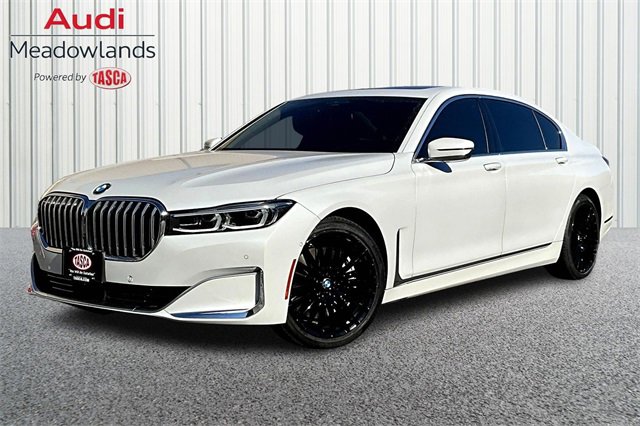 2022 BMW 7 Series 750's photo