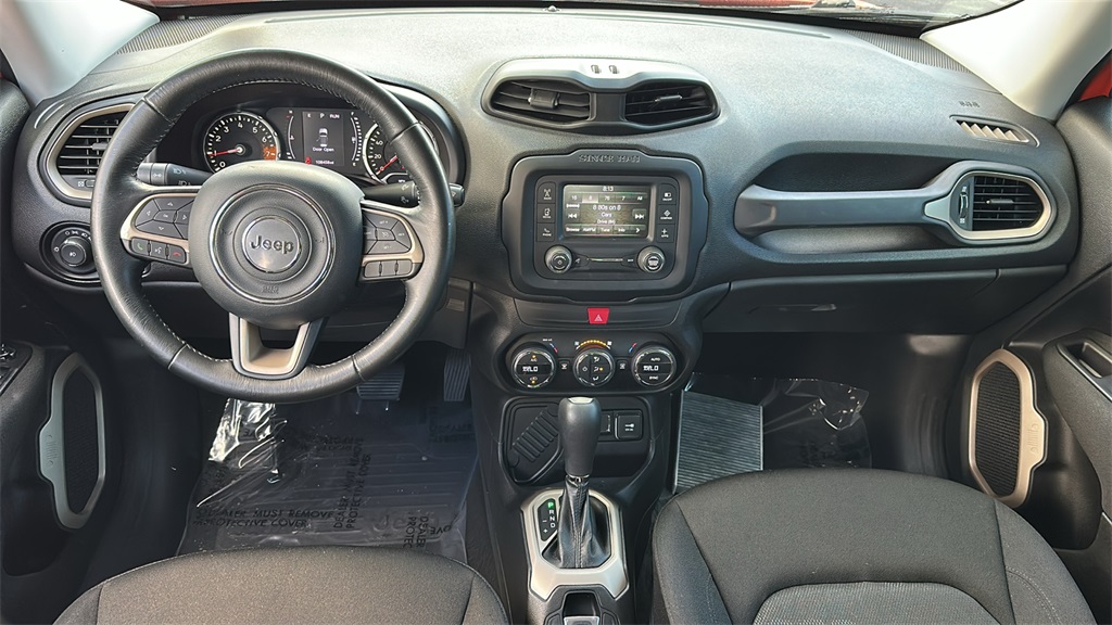 2017 Jeep Renegade Latitude North Edition photo 13