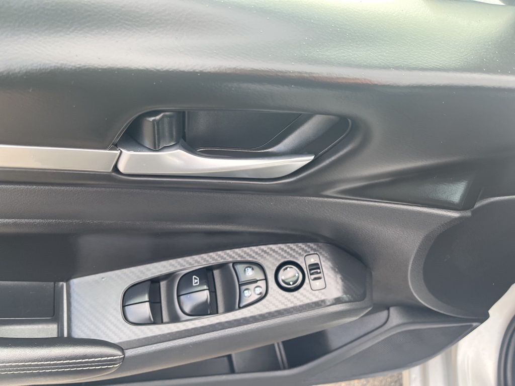 2022 Nissan Altima 2.5 SV photo 11
