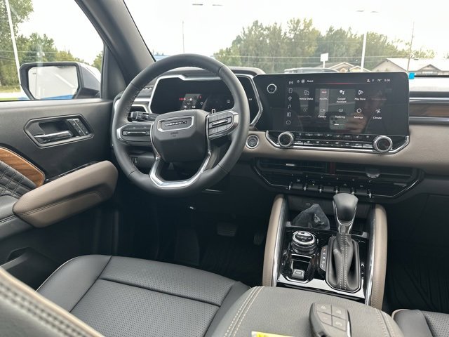 2026 Gmc Canyon Denali photo 13