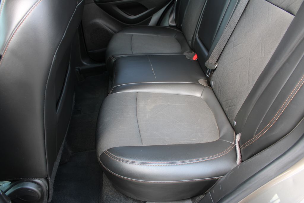 2022 Chevrolet Trax LT photo 22