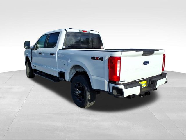 2026 Ford F-350 XL photo 4
