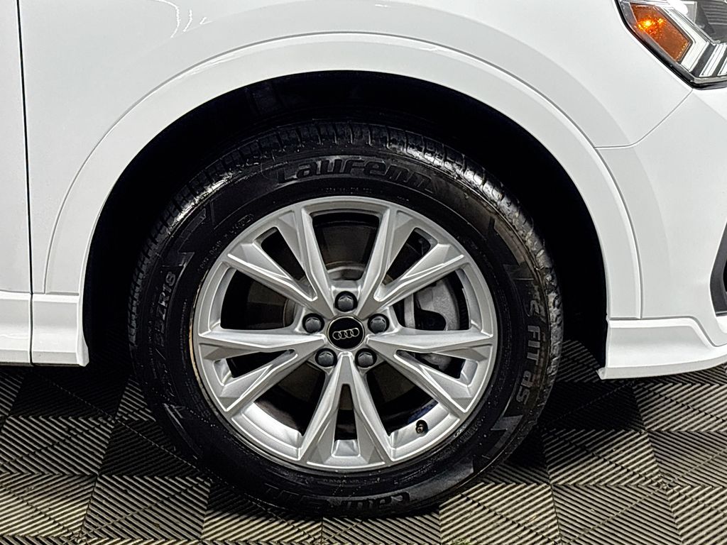 2024 Audi Q3 S line Premium photo 22