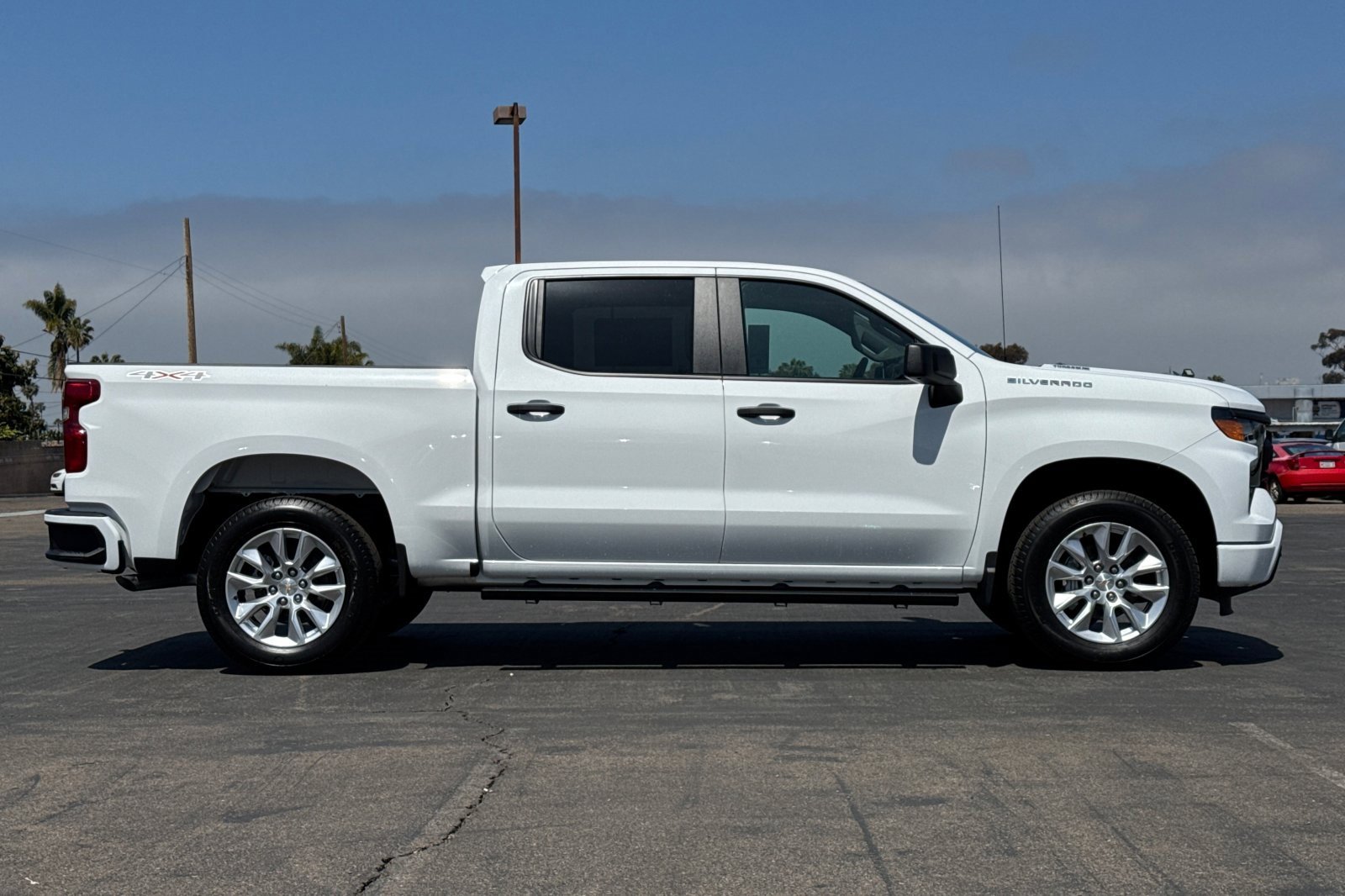 2025 Chevrolet Silverado 1500 Custom photo 3