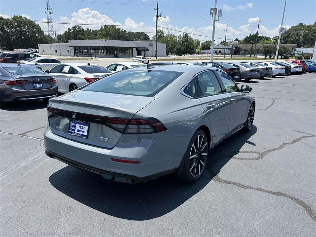2025 Honda Accord Hybrid Touring photo 25