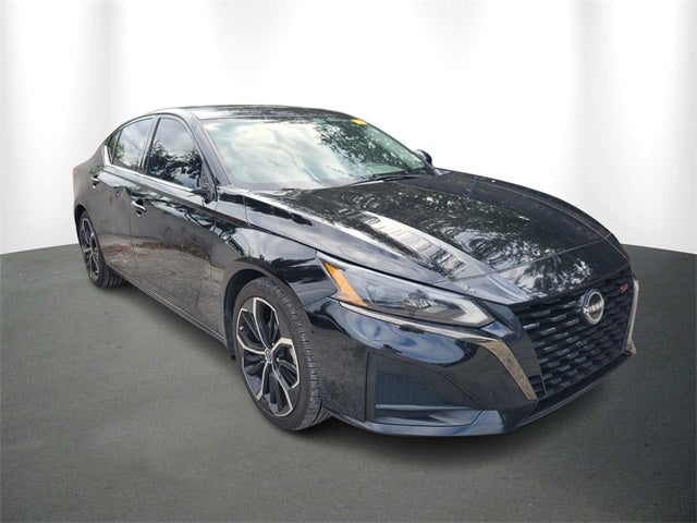 2023 Nissan Altima SR