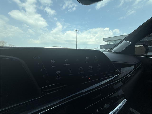2023 Cadillac Escalade V-Series photo 15