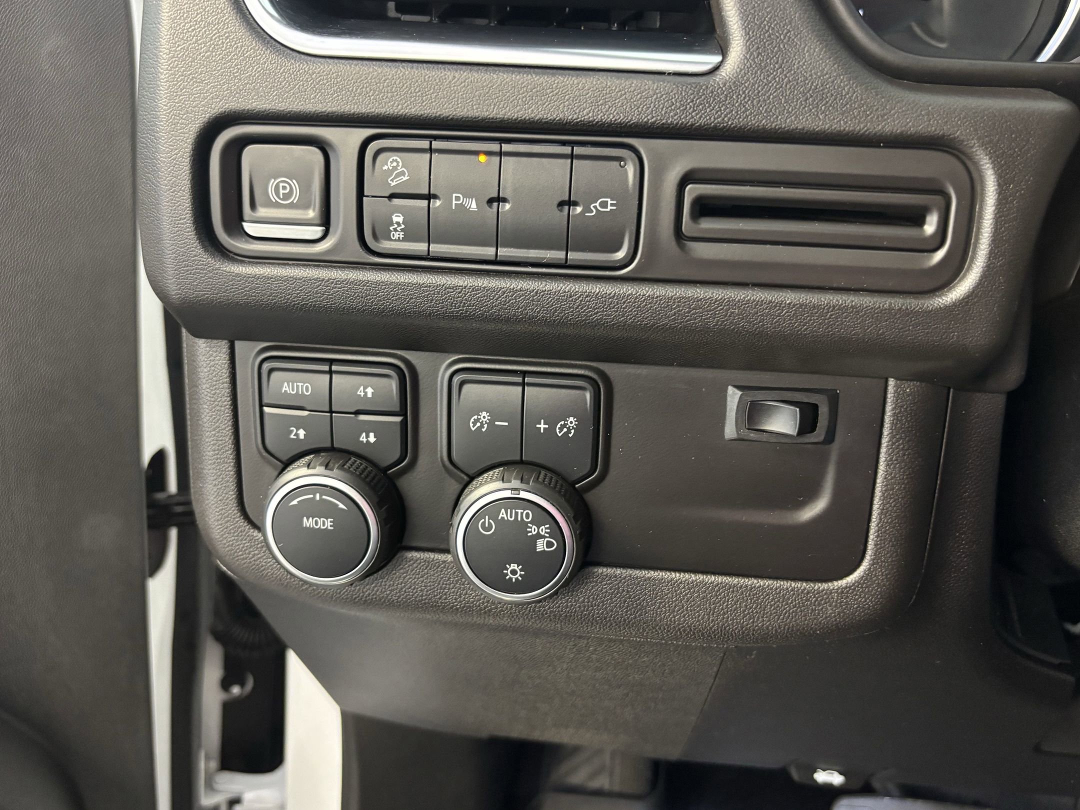 2021 Chevrolet Tahoe Z71 photo 30