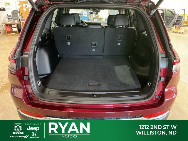 2025 Jeep Grand Cherokee Limited's photo