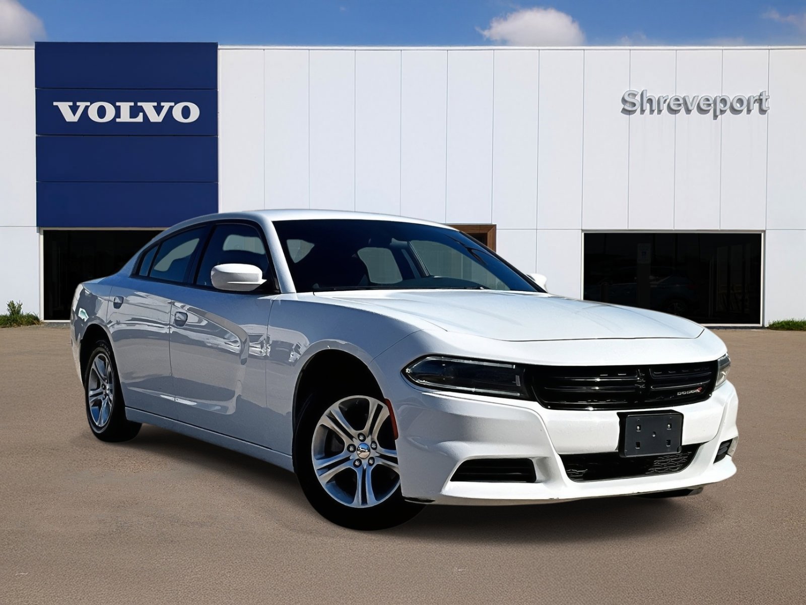 2022 Dodge Charger SXT photo 2
