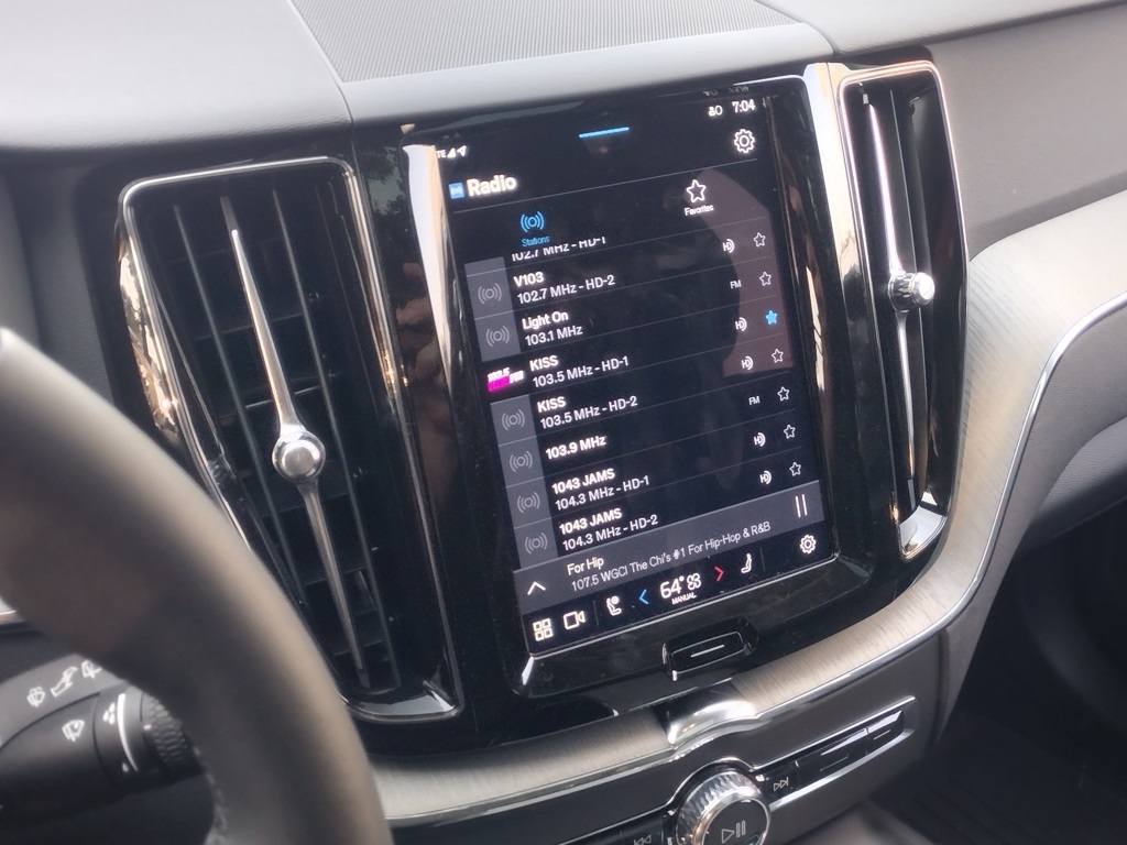 2025 VOLVO XC60 - Image 10