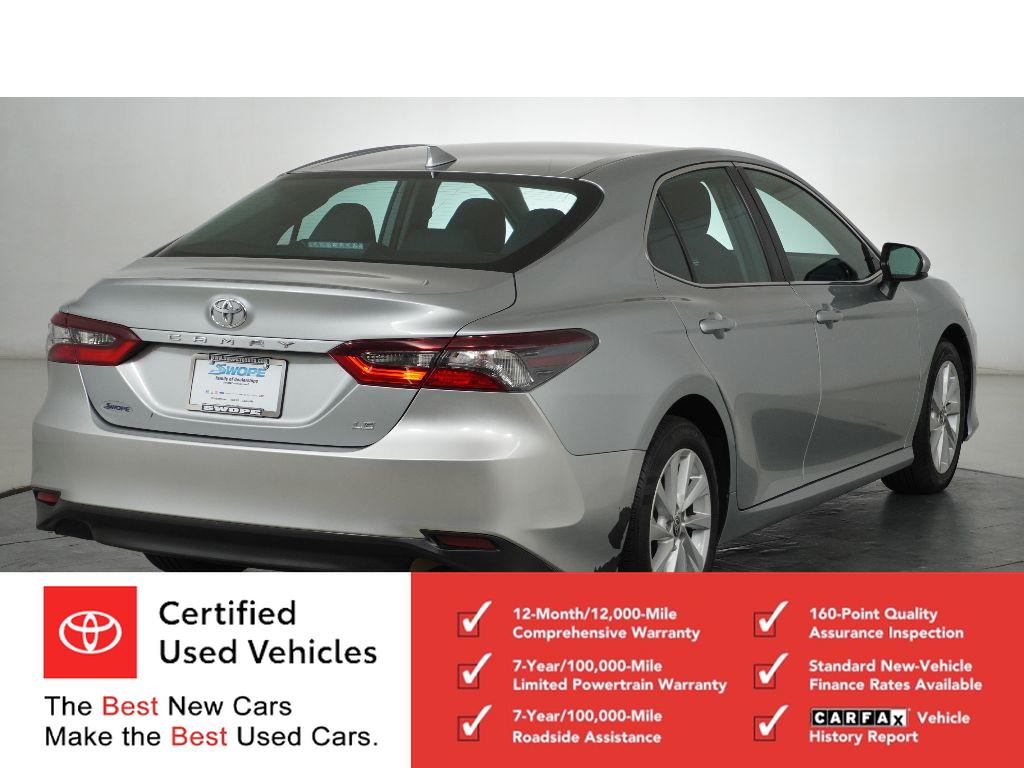 2024 Toyota Camry LE photo 3