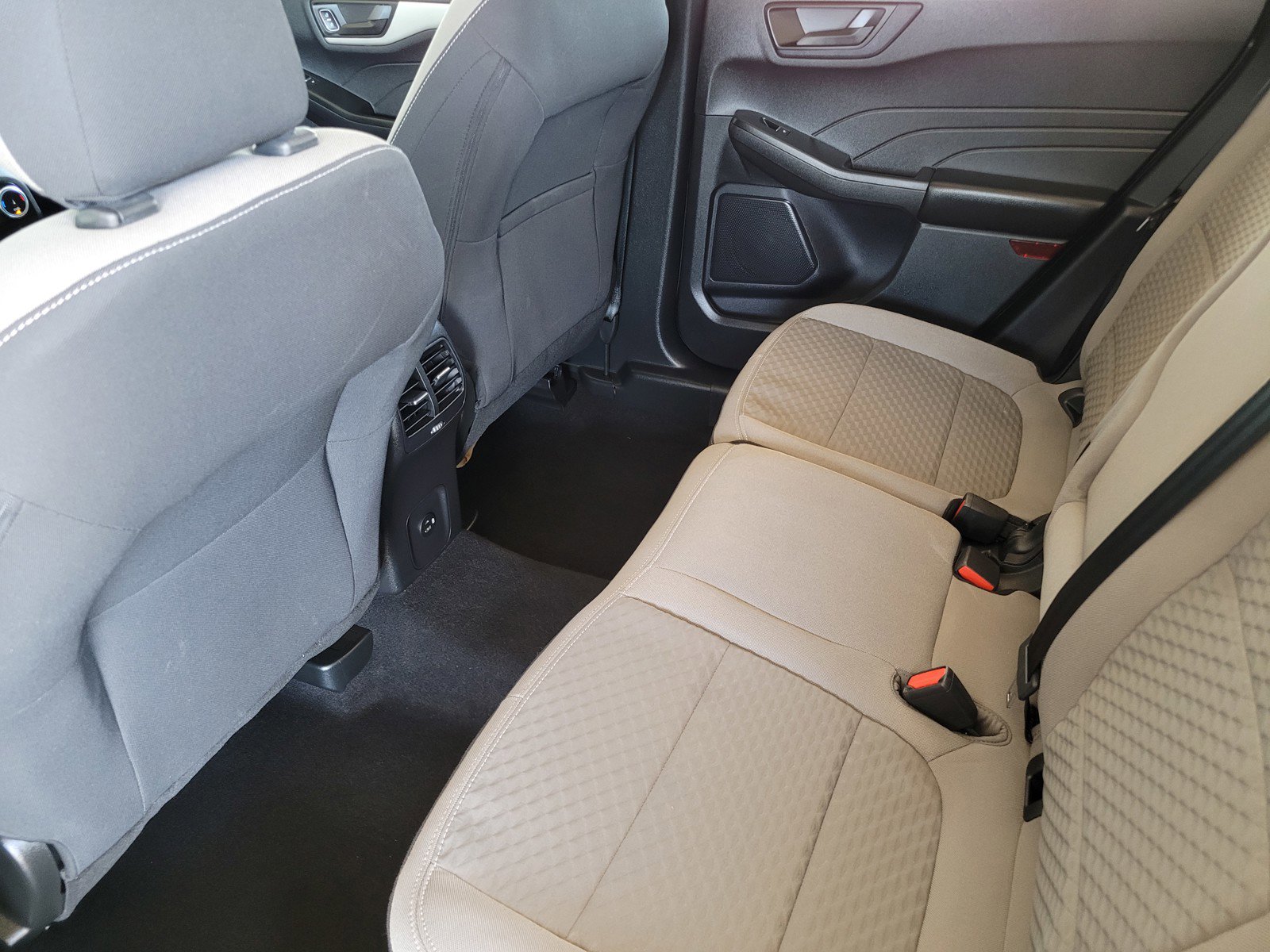2022 Ford Escape SE photo 11