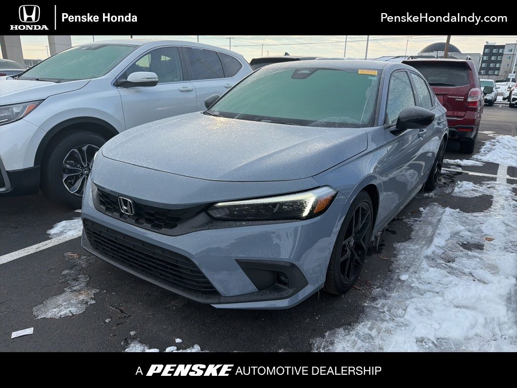 2024 Honda Civic Hatchback Sport's photo