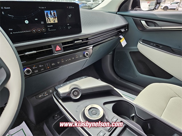 2025 Kia EV6 Wind photo 10