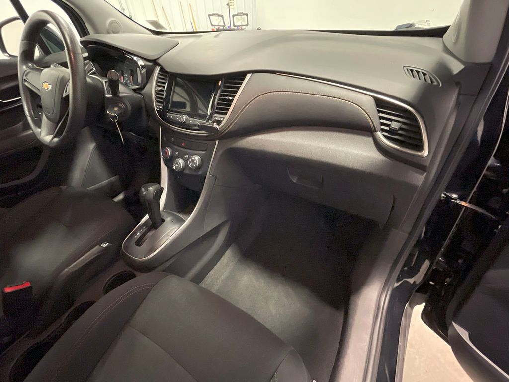 2019 Chevrolet Trax LS photo 20