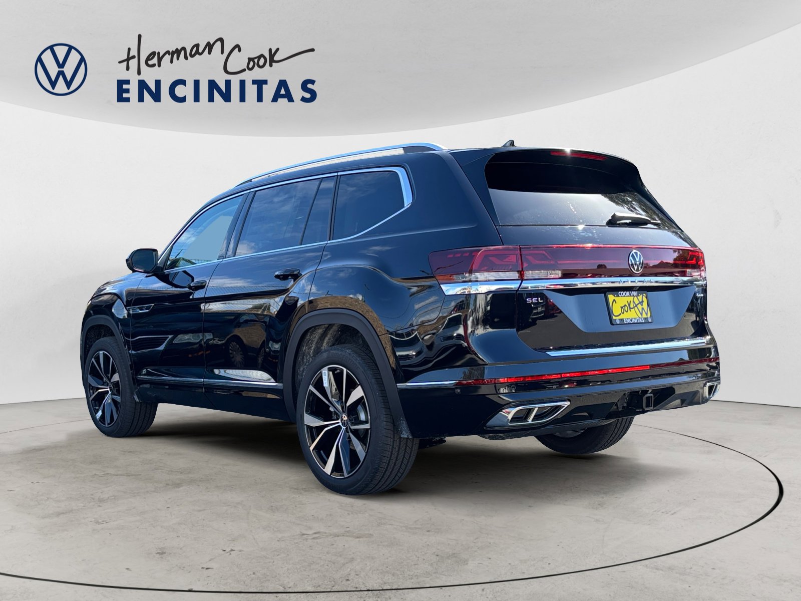 2025 Volkswagen Atlas SEL Premium R-Line photo 3