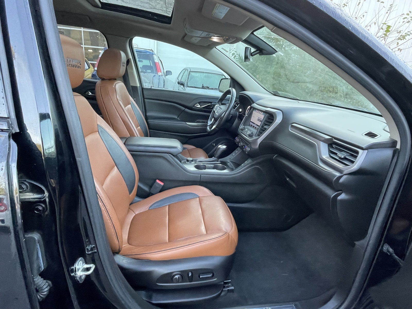 2017 Gmc Acadia SLT photo 3
